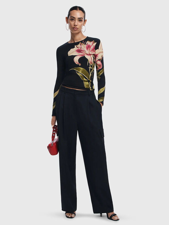 ROMANTIC blouse with floral motifs - 2