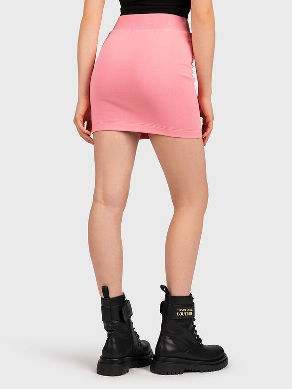 Mini skirt in pink oclor with baroque buckle - 2