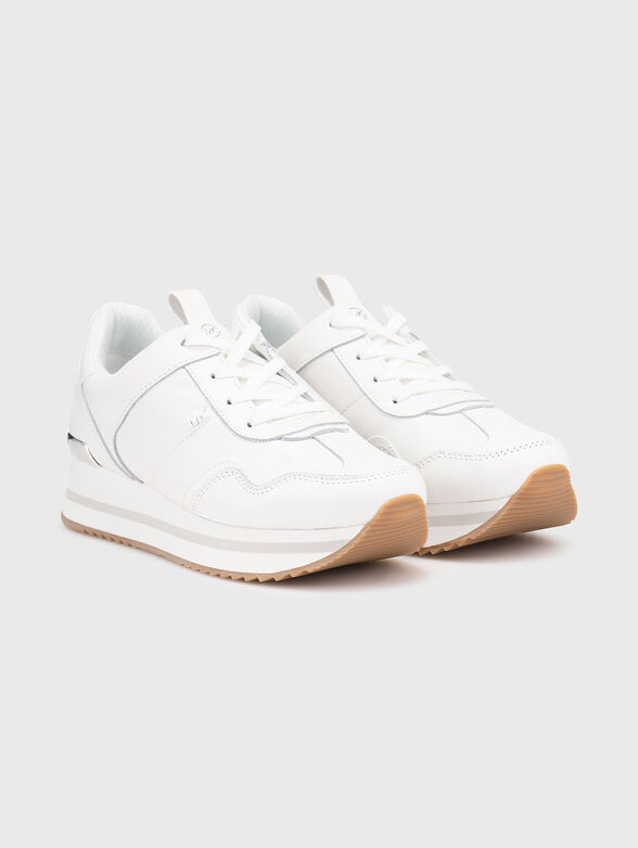 Leather sports shoes - 2
