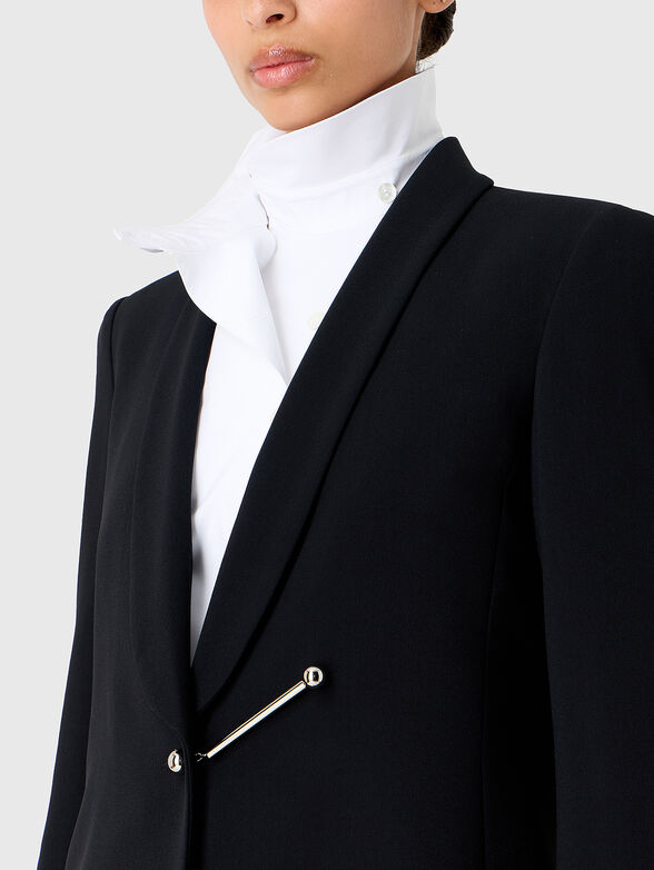 Jacket with accent fastening - 4
