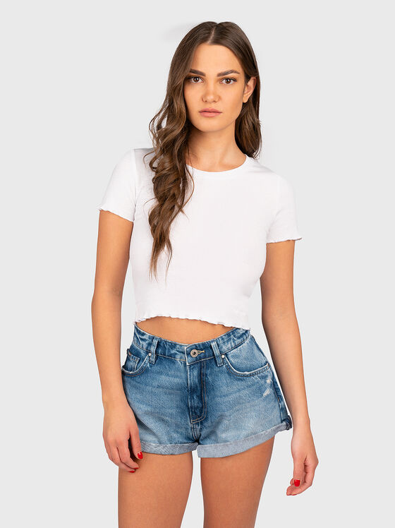 Скъсена тениска CARA от еластичен рипс в бяло - 1