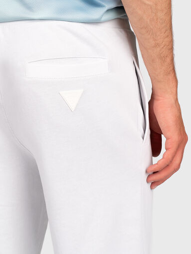 White shorts - 4