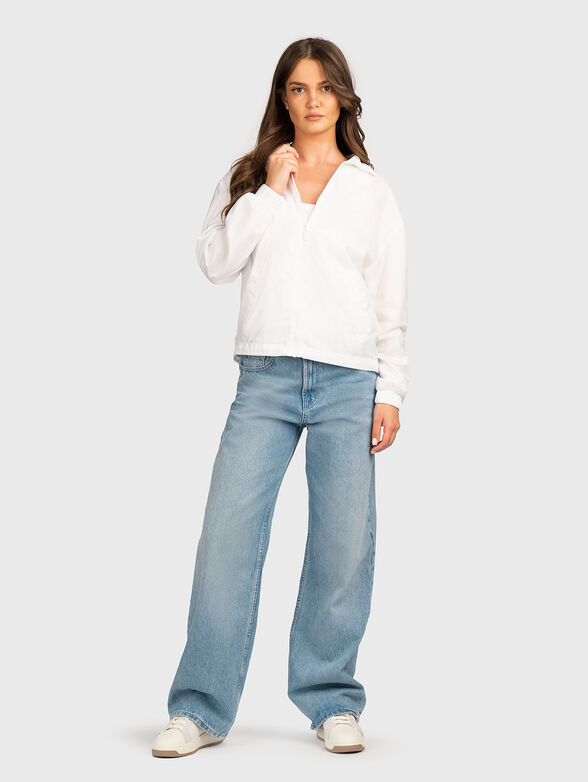 Windbreaker with high collar - 2