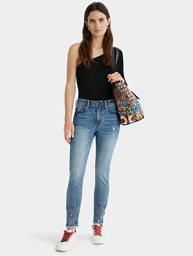 Jeans with embroidery - 6