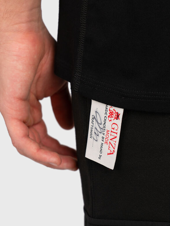 Black printed t-shirt with Japanese motifs - 4