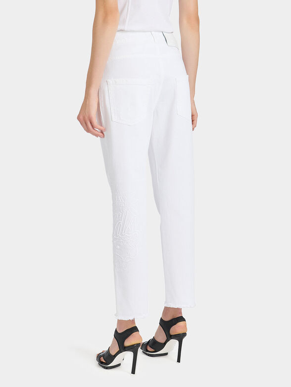 Jeans with accent embroidery - 2