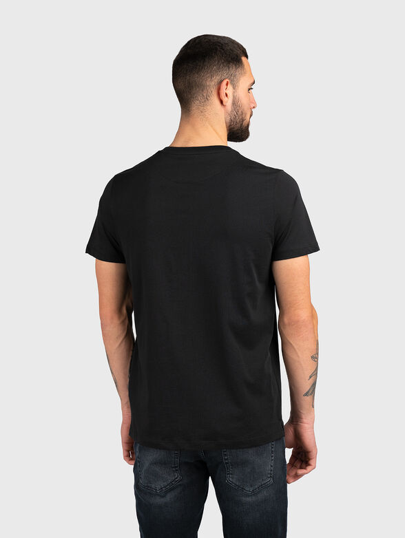 CHASE cotton T-shirt in black  - 3