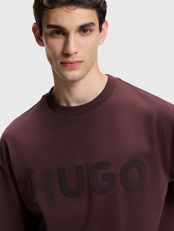 Cotton T-shirt with oval neckline in beige - 4