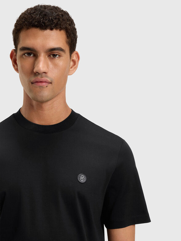 White T-shirt with oval neckline - 4