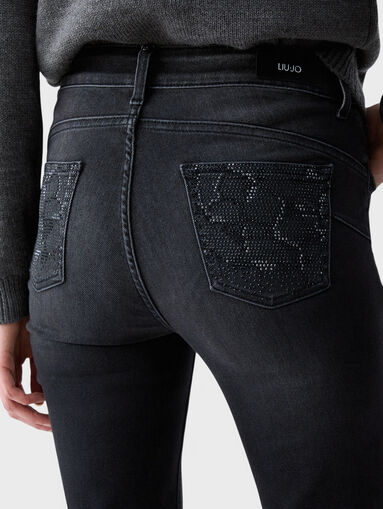 Skinny jeans with rhinestones - 3