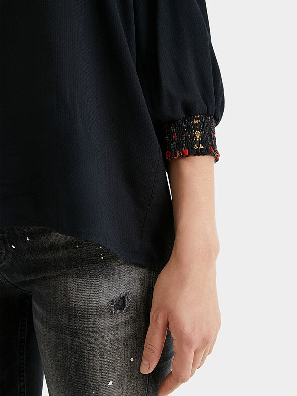 INDIRA Black blouse with floral print - 3