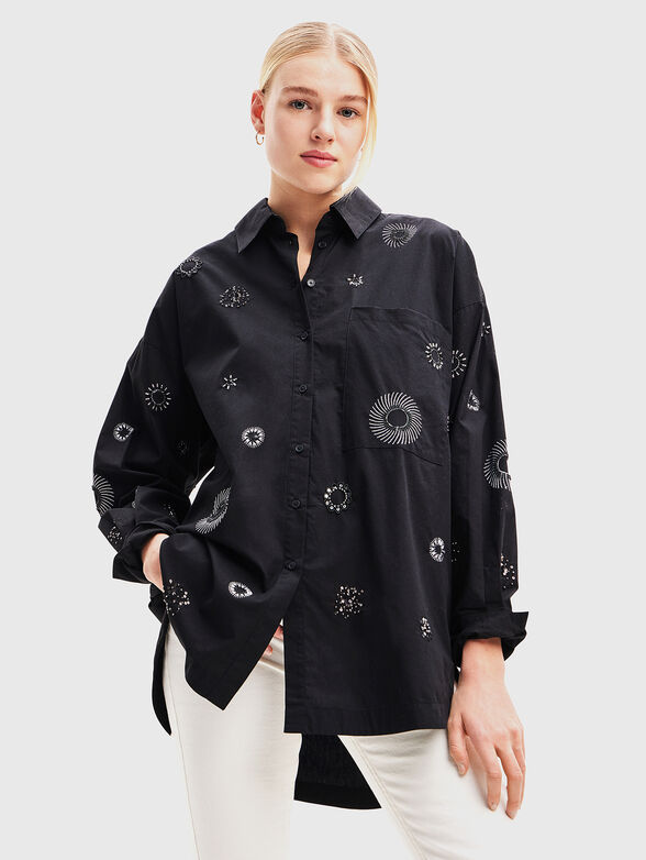 Oversize shirt with embroidered details - 1