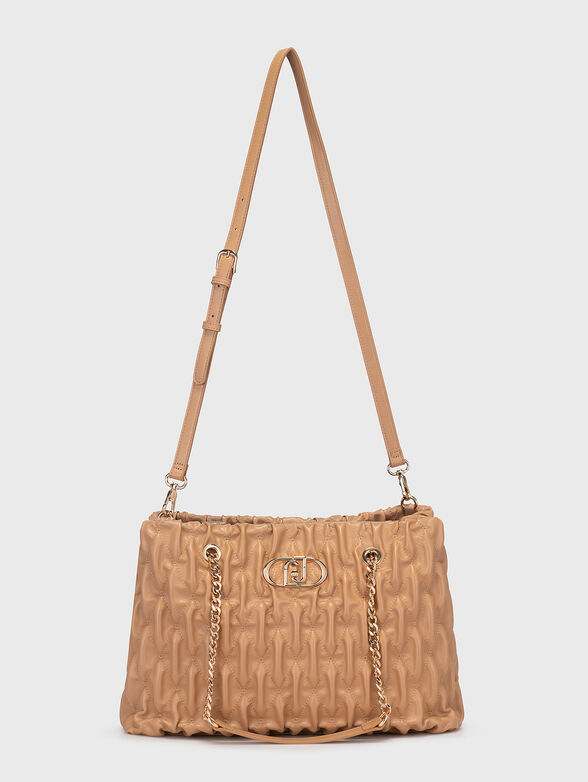 Large bag with logo accent - 2