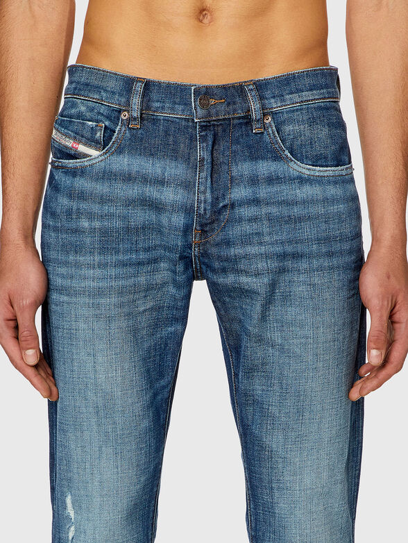 Jeans with washed effect and accent rips - 3