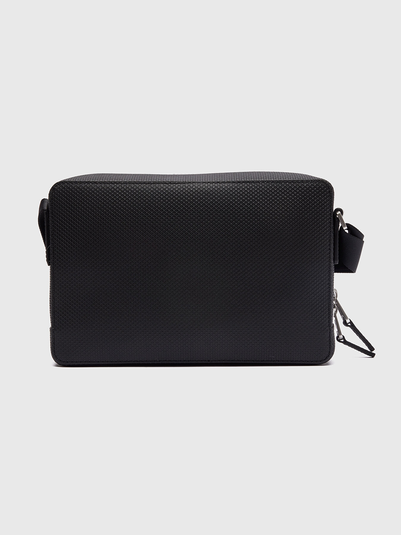 LACOSTE ブラック バッグ NI3270CE未使用 LACOSTE ブラック バッグ NI3270CE未使用 - メルカリ