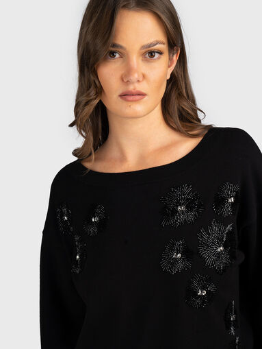 Sweater with rhinestones - 5