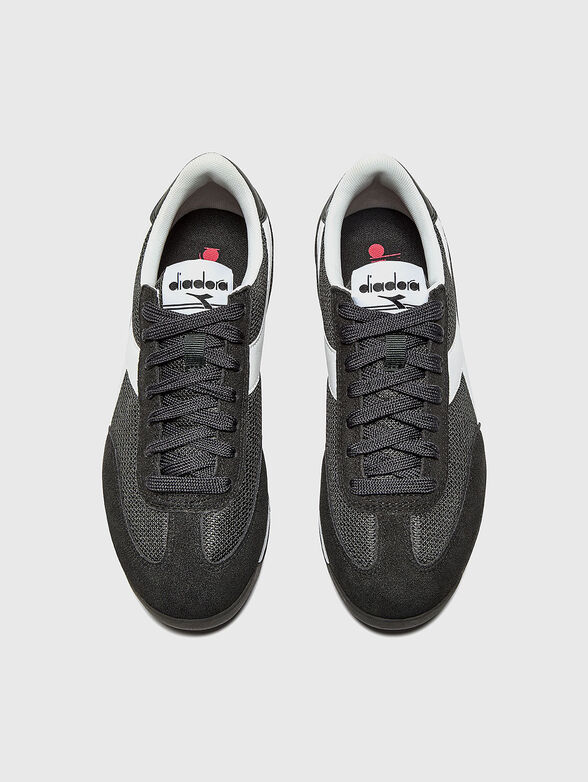 Sports shoes with contrasting trim - 6