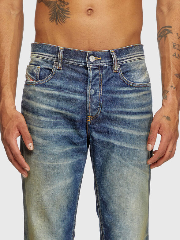 2023 D-FINITIVE L.32 jeans with washed effect - 3