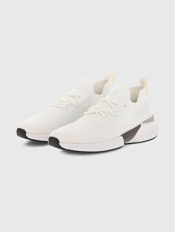 White sport shoes - 2