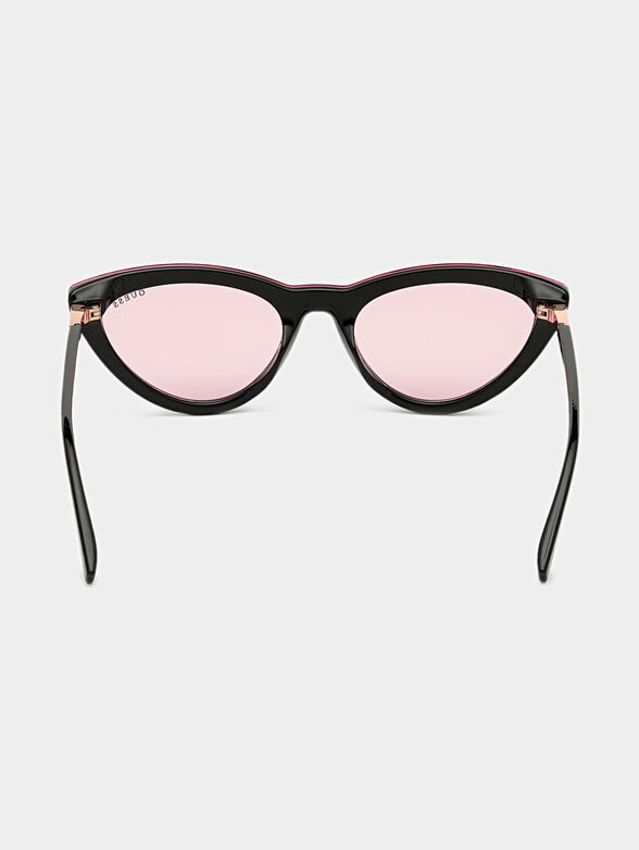 Sunglasses in black color - 4