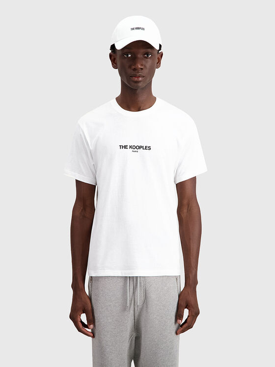 Бяла тениска с контрастно лого - 1