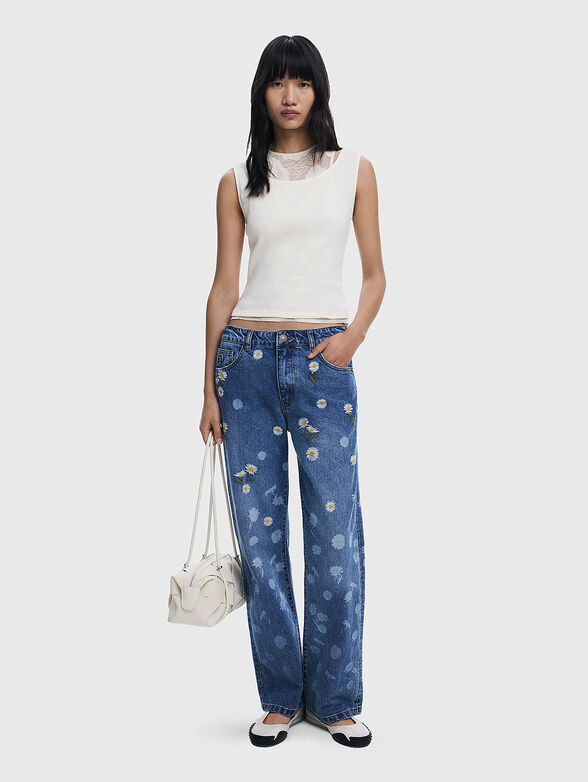 Jeans with floral embroidery - 6