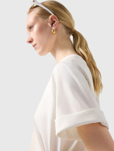 DOROTHY T-shirt with embroidered floral motifs - 5