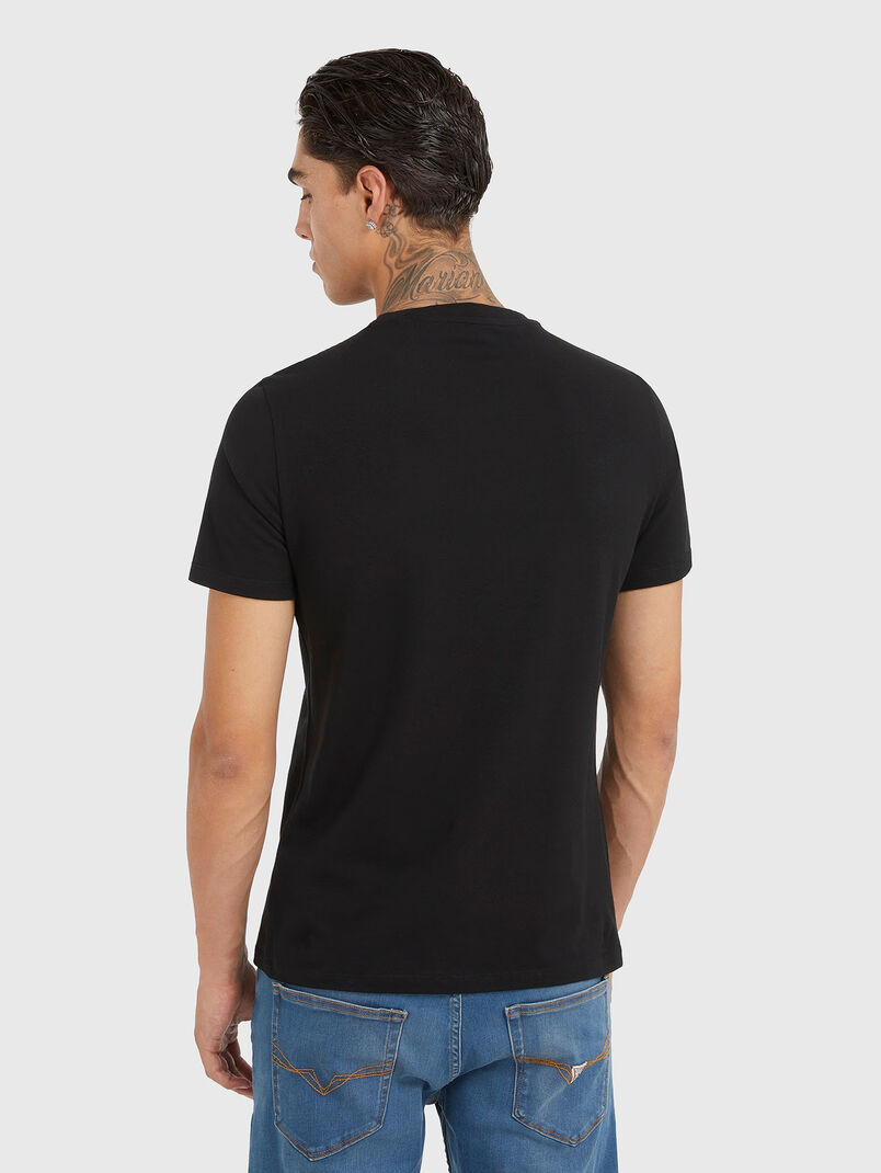 Black T-shirt with contrasting logo - 3