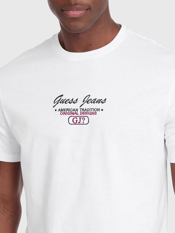 Slim T-shirt with oval neckline - 4