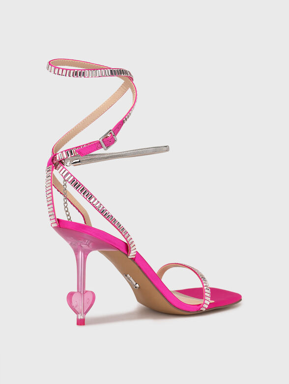 VIBRANCY heeled sandals with shiny accents - 3