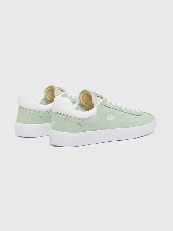 Sports shoes with logo - 3