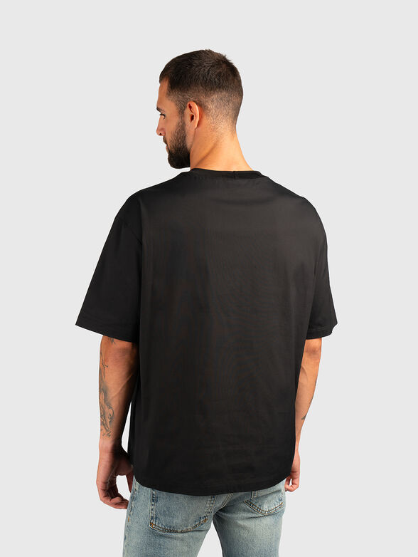 Oversized T-shirt with oval neckline - 3
