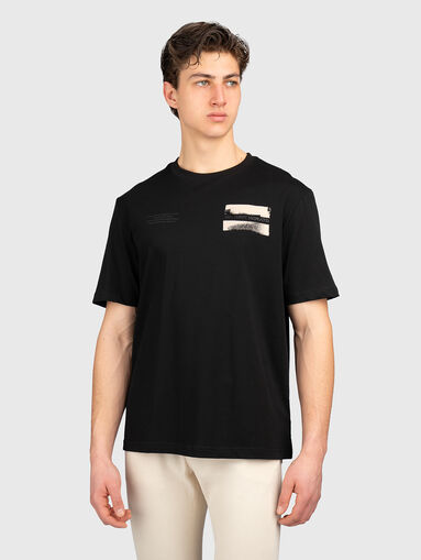 Black t-shirt - 3
