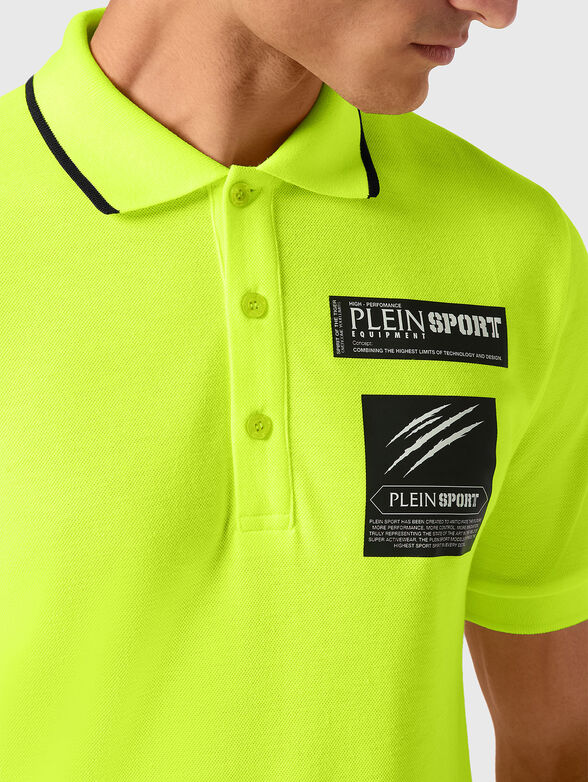 Polo shirt in black with contact logo print - 4