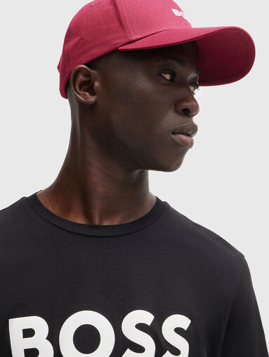 Beige hat with contrasting logo - 5