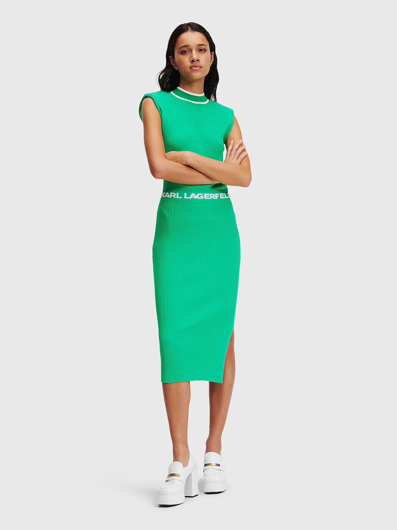 Black slim dress with cut out detail on the back brand Karl Lagerfeld Globalbrandsstore en