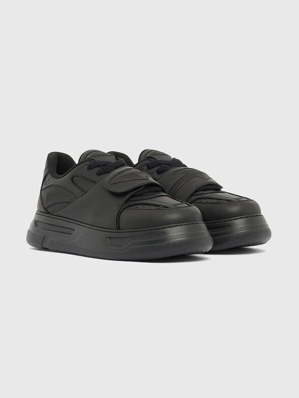 Sneakers with accent details - 2