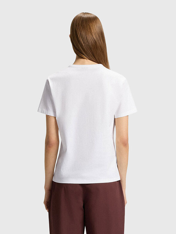 T-shirt with oval neckline - 3
