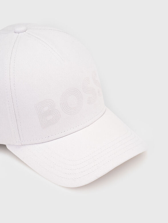 Baseball cap with logo - 4