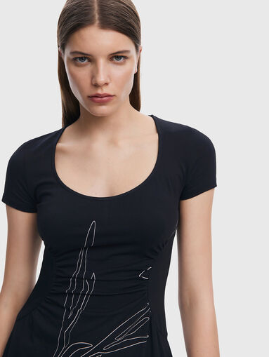 Midi dress with oval neckline - 5