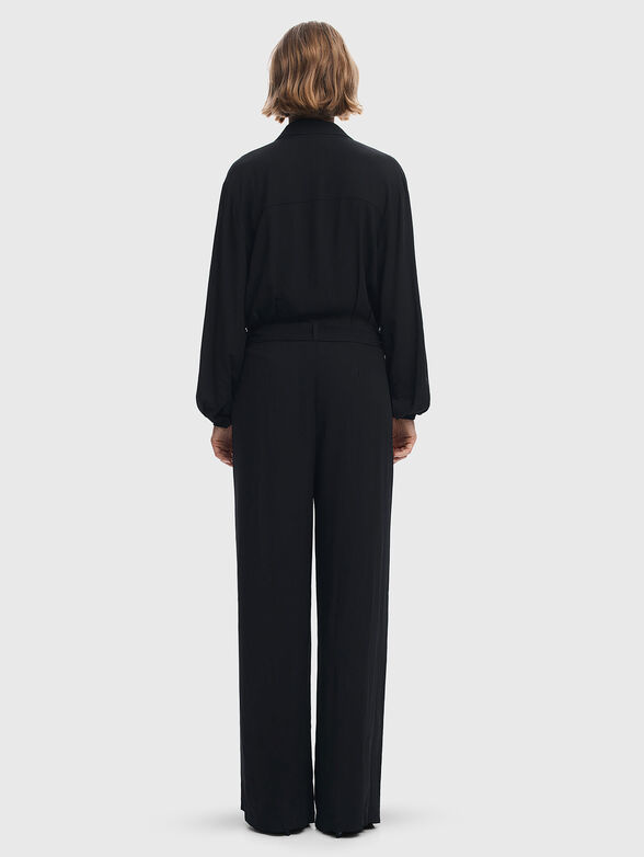 LIRIO jumpsuit with floral detail - 2