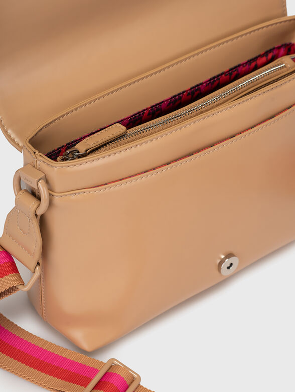 Crossbody bag with contrast strap - 6