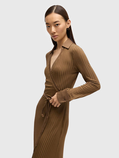 Midi dress with waist belt - 3