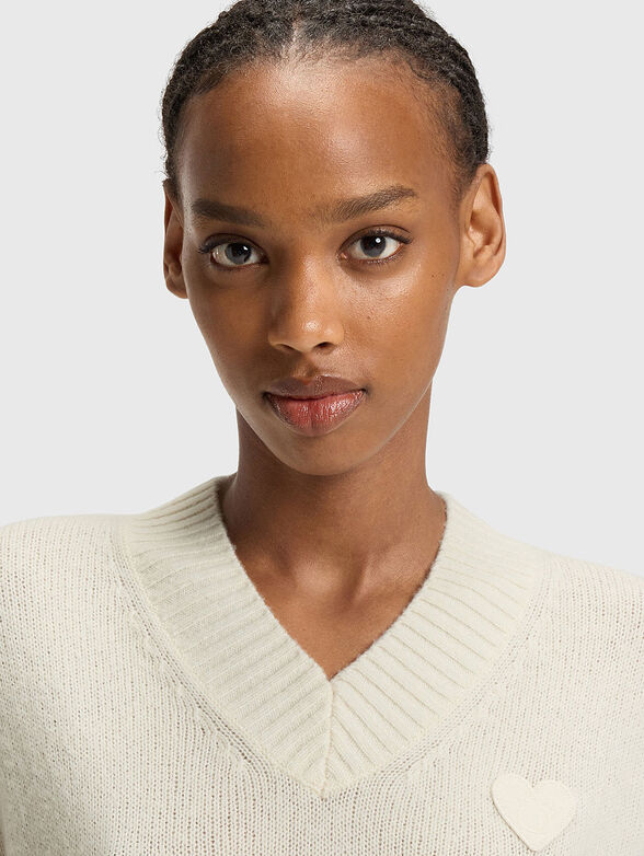 Wool sweater with accent logo - 4