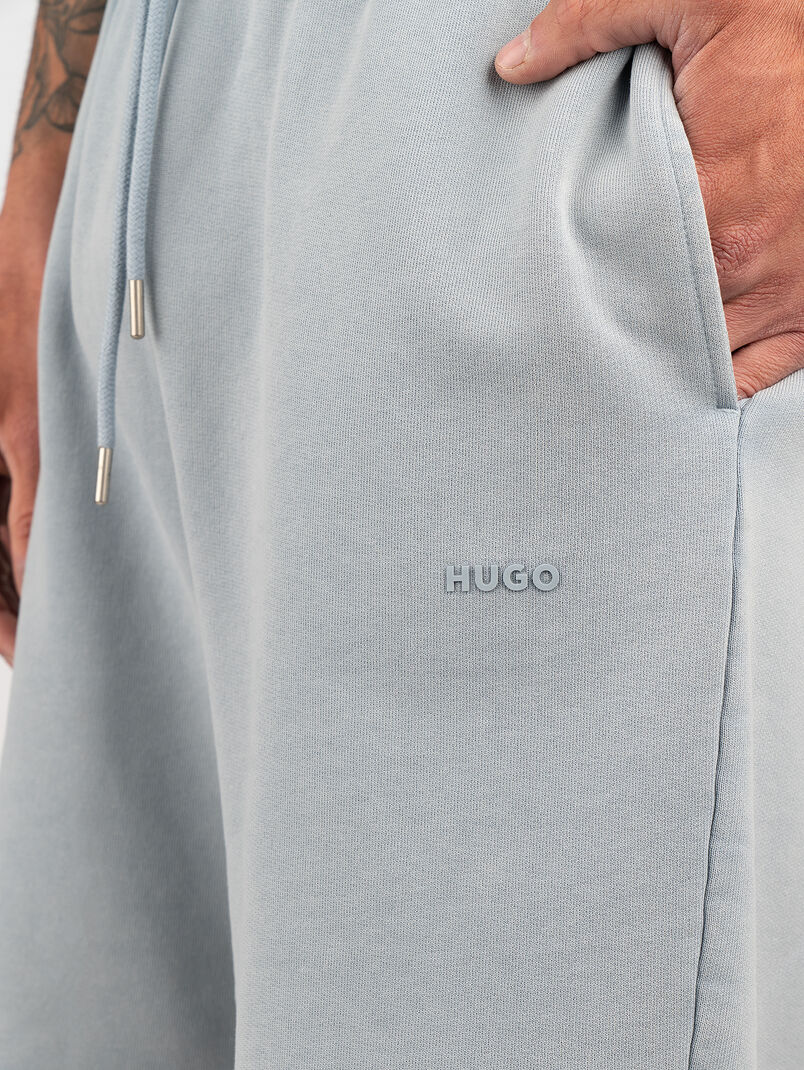 Sports shorts with logo - 3