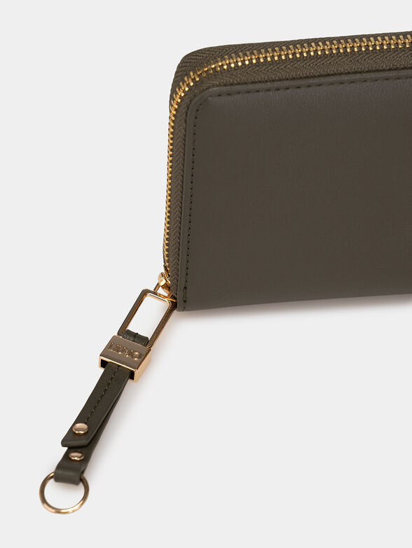 Beige purse with golden logo detail - 4