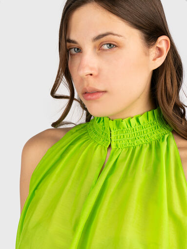 Top with high collar - 3