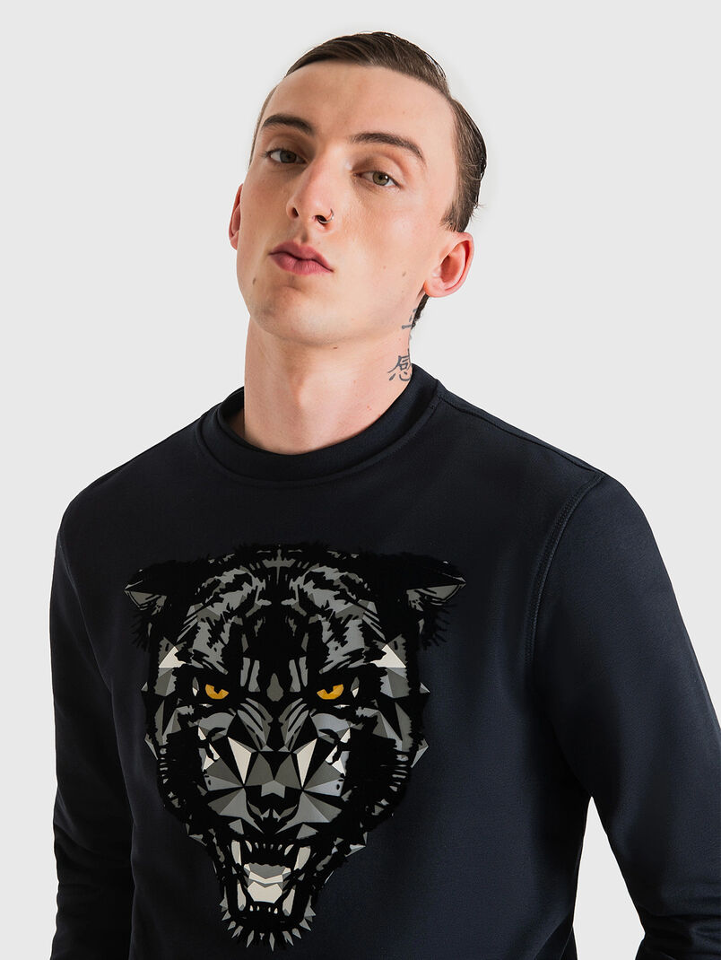 Dark blue sweatshirt with print - 3