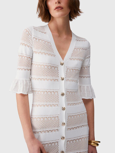 Knitted midi dress with a V-neckline - 3