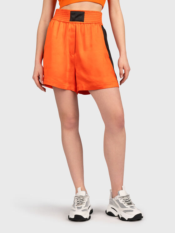 Shorts with logo accent - 1